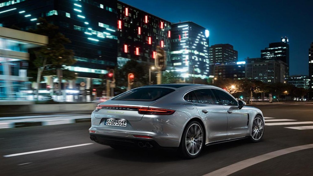 porsche panamera turbo s eyhybrid2